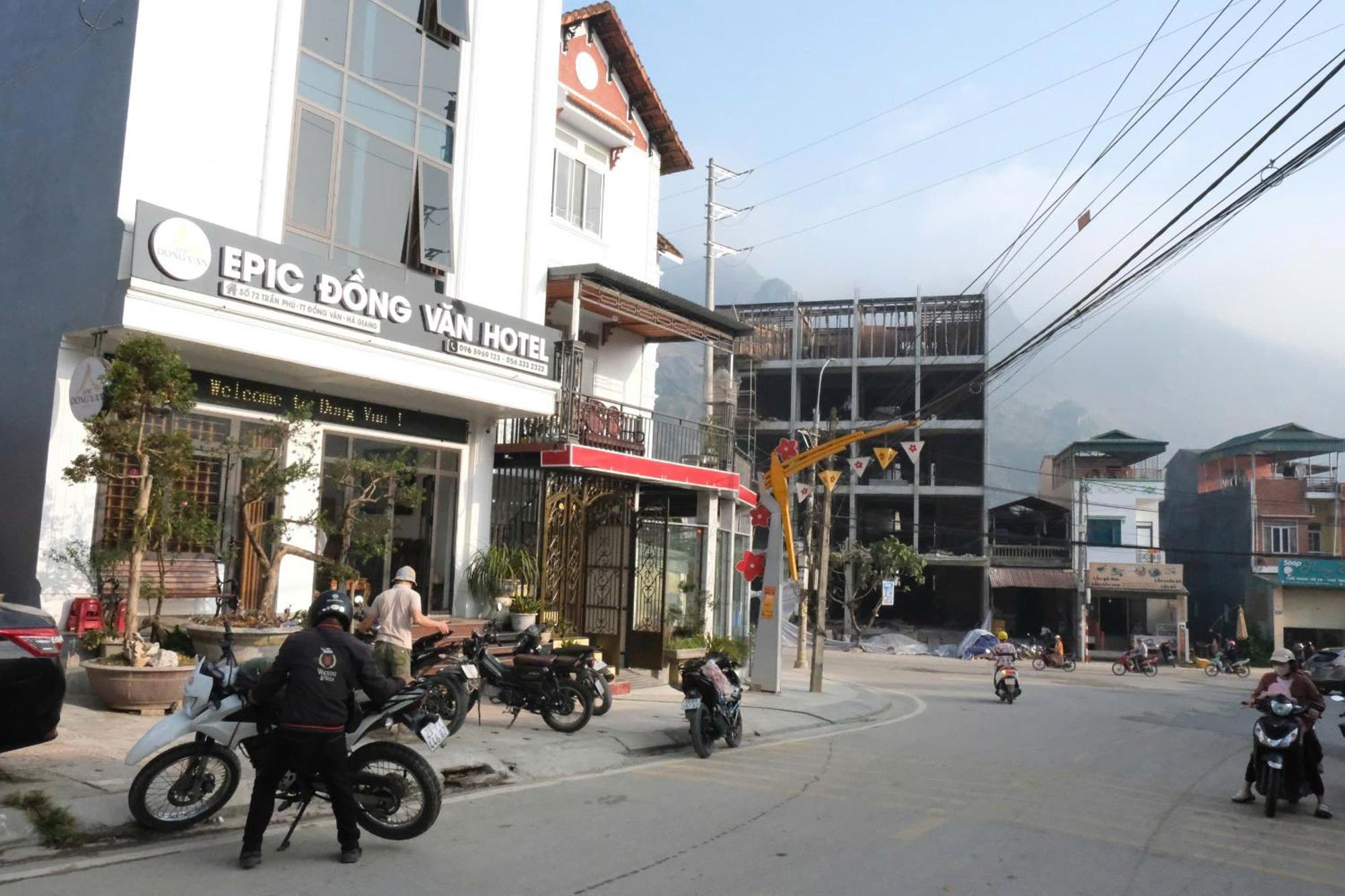 Epic Dong Van Hotel Exterior photo